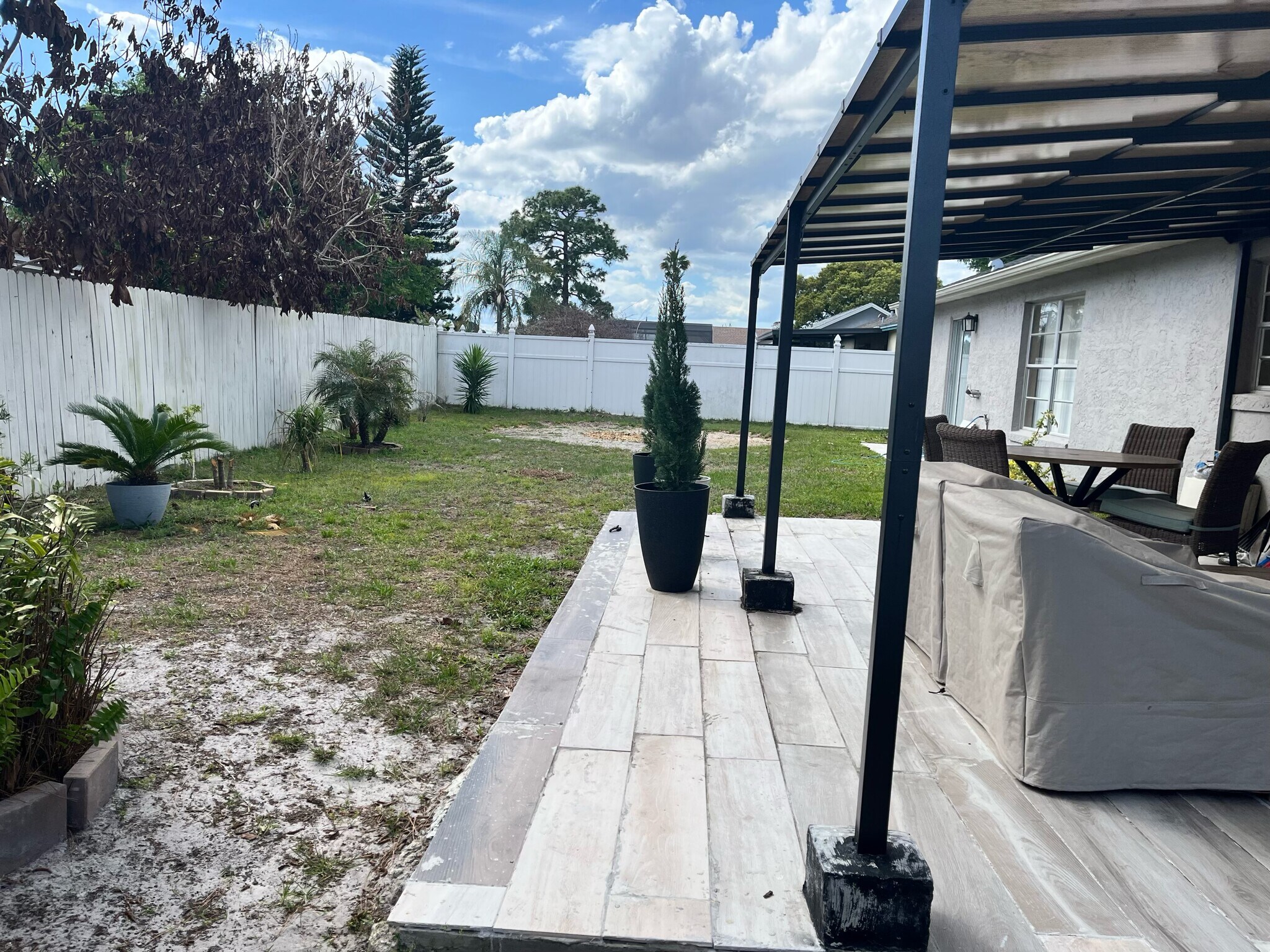 Building Photo - 111 Rosewood Ct