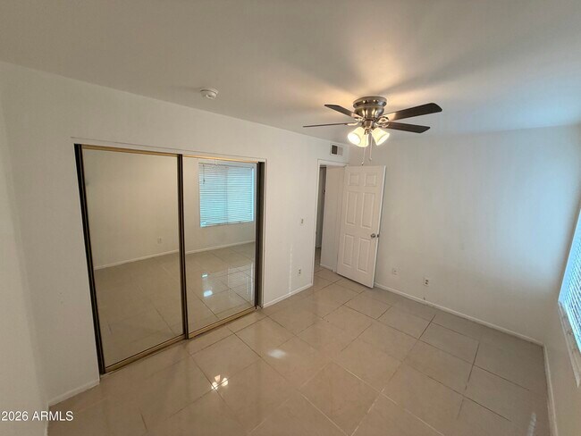 Building Photo - 16015 N 47th Dr