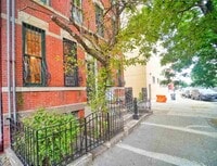 Building Photo - 97 Bright St