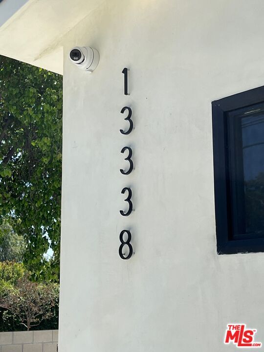 Building Photo - 13338 Magnolia Blvd