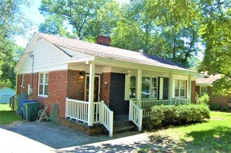 Building Photo - 1020 Elm Ave