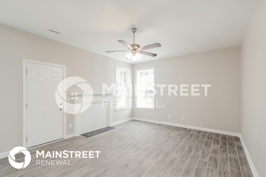 Building Photo - 6320 Spanish Moss Ln
