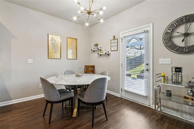 Building Photo - 151 Humphry Ct