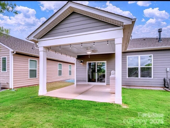 Building Photo - 4239 Merrivale Dr