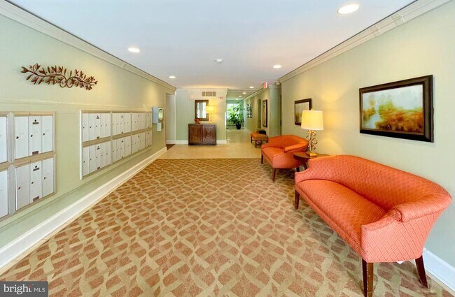 Building Photo - 2817 Jermantown Rd