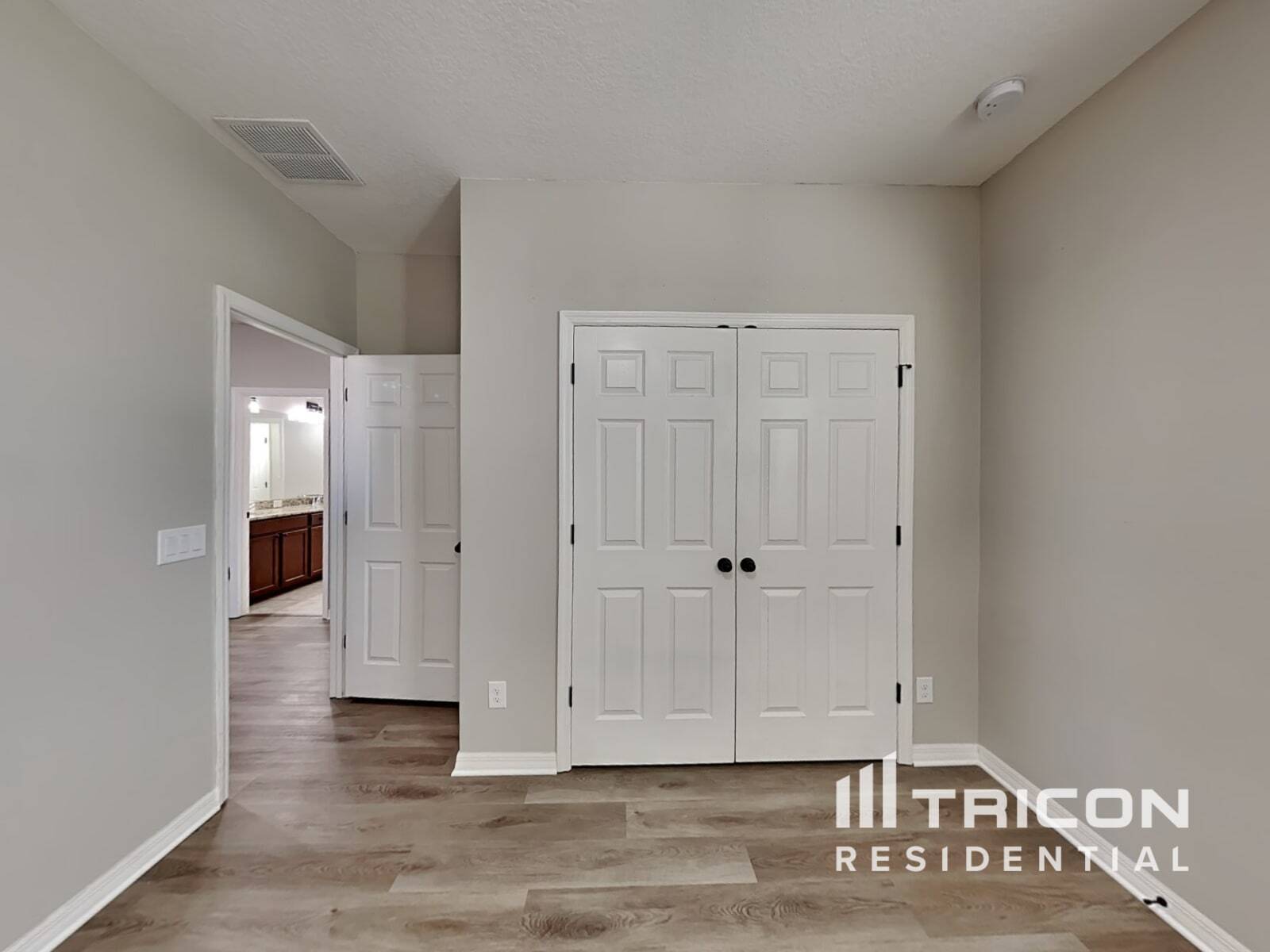 Building Photo - 32741 Coldwater Creek Loop