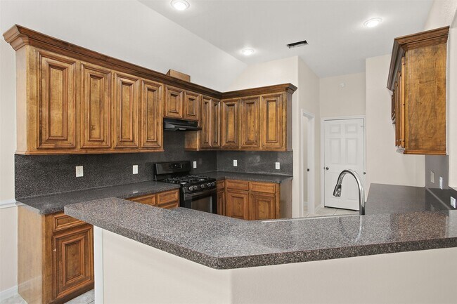 Building Photo - 3727 Clover Meadows St