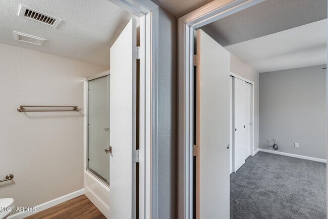 Building Photo - An ABSOLUTE DREAM HOME is waiting for you!...