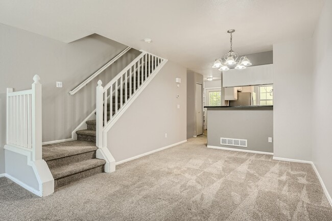 Building Photo - 8256 S Fillmore Way
