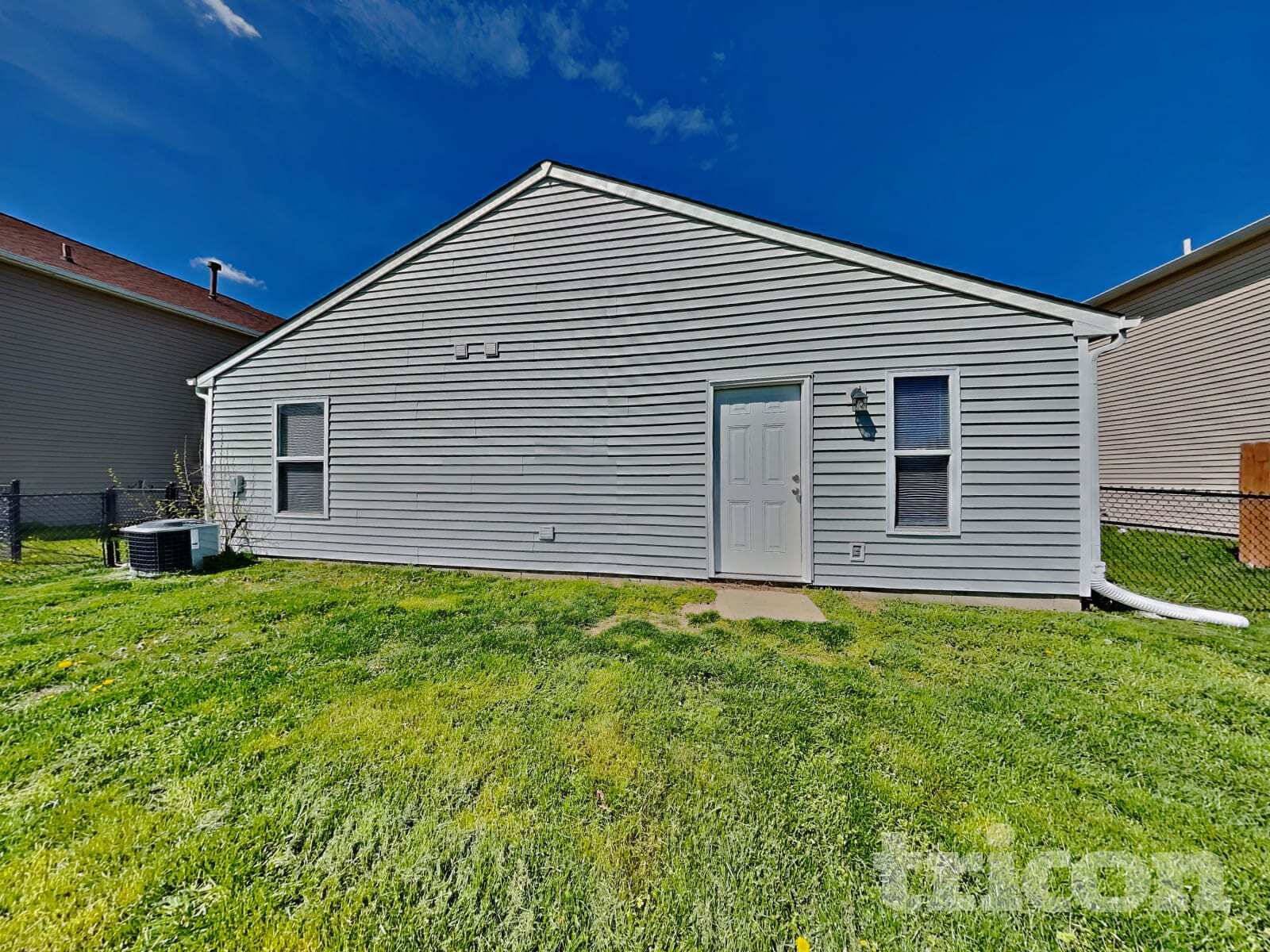 Building Photo - 695 Cross Wind Dr