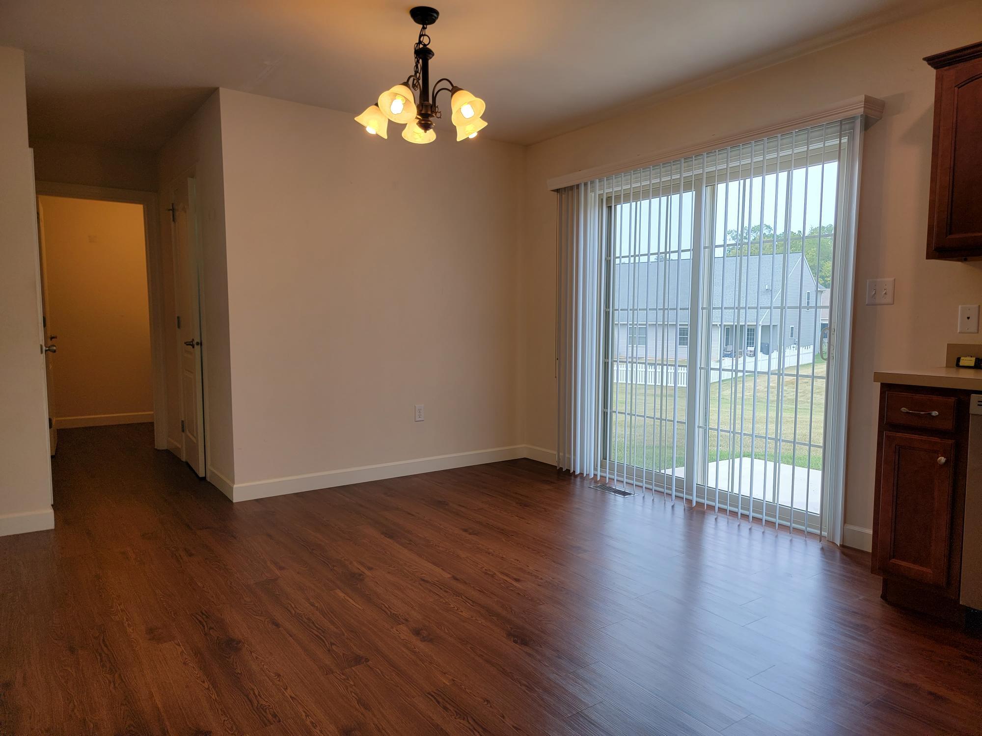 Building Photo - 5231 Summerfield Dr