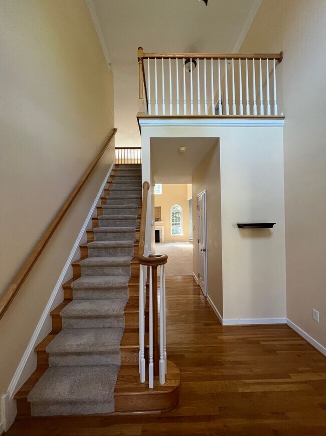 Building Photo - 11837 Club Ridge Dr
