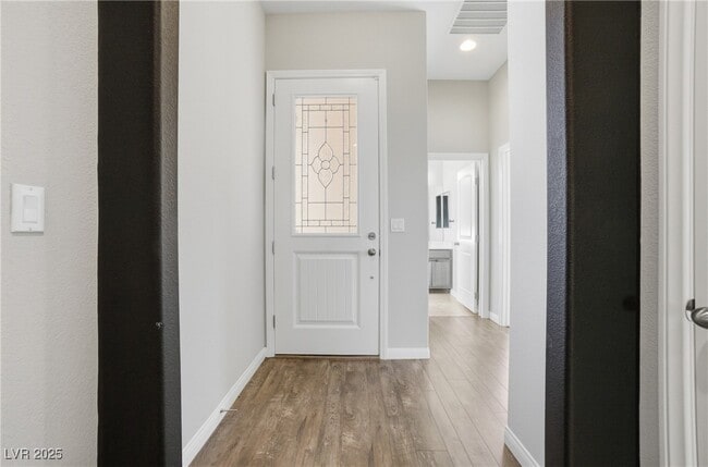 Building Photo - 692 Nathanial Ct