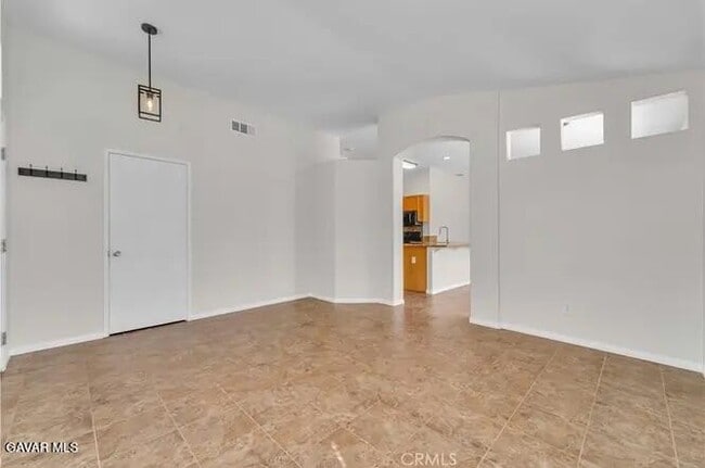 Building Photo - 42901 Alep St