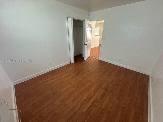 Building Photo - 300 SW 4th Ct