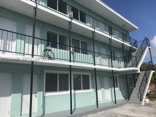 Building Photo - 1815 NW 1st Ct