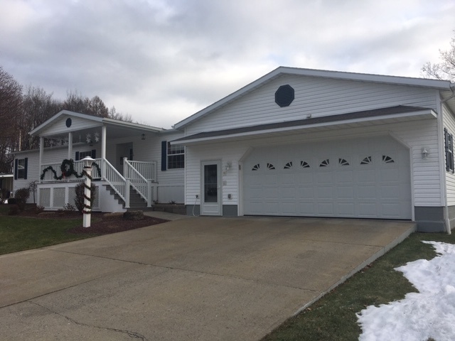 Community Center - 5 Lilliana Ln