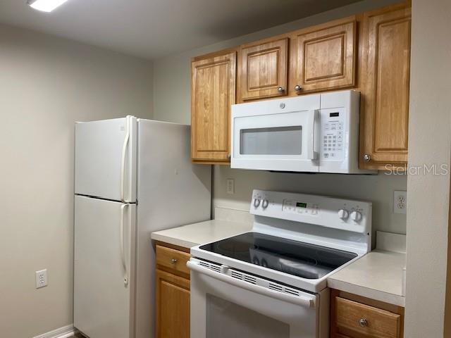 Building Photo - 5600 Bentgrass Dr