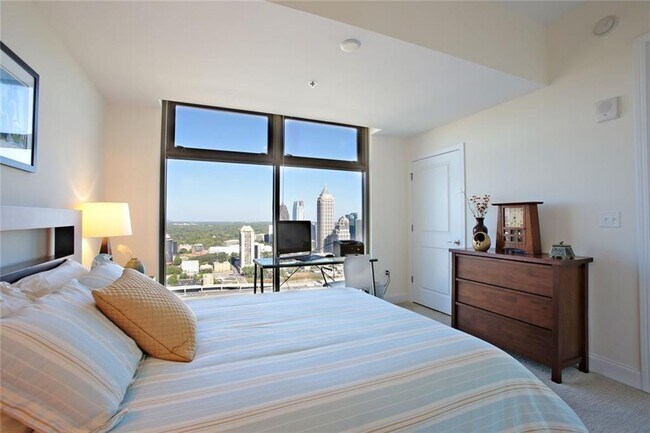 Building Photo - 270 17th St NW