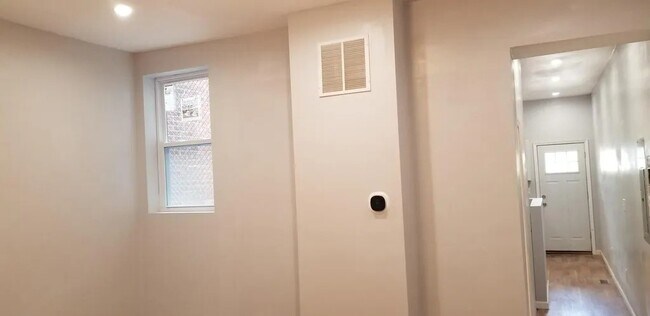 Building Photo - The Adams Apartments