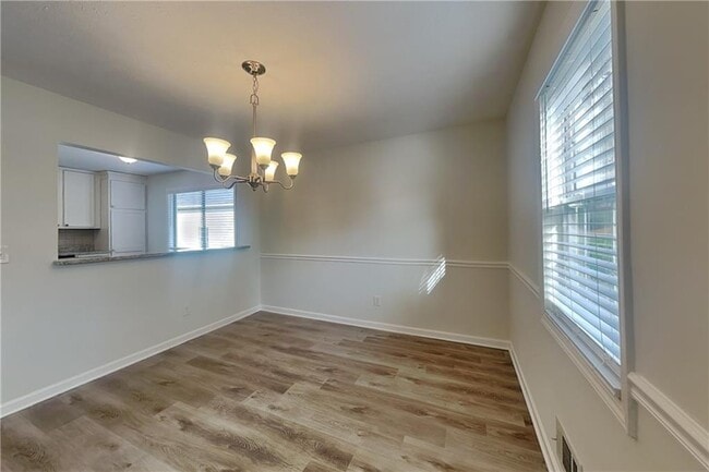 Building Photo - 3499 Ulster Ln NE