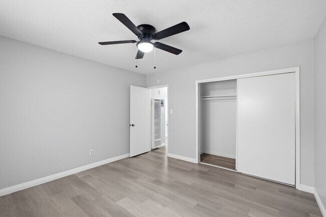 Building Photo - 230 S Bandy Ave