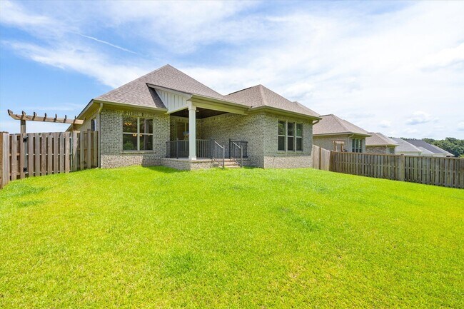 Building Photo - 774 Dunker Ave