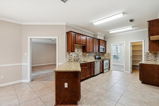 Building Photo - Upcoming Fairhope Listing!