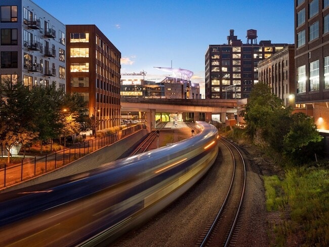 Building Photo - 675 N 1st St