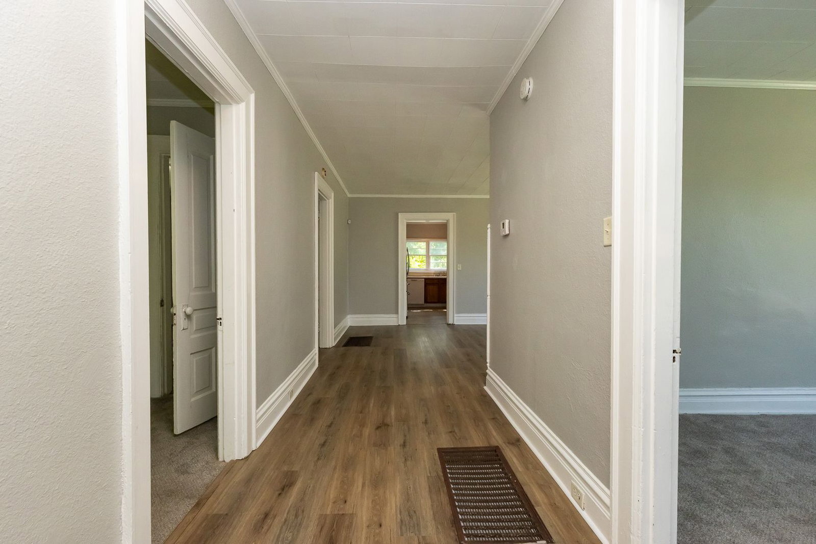 Building Photo - 4028 Highland Ave