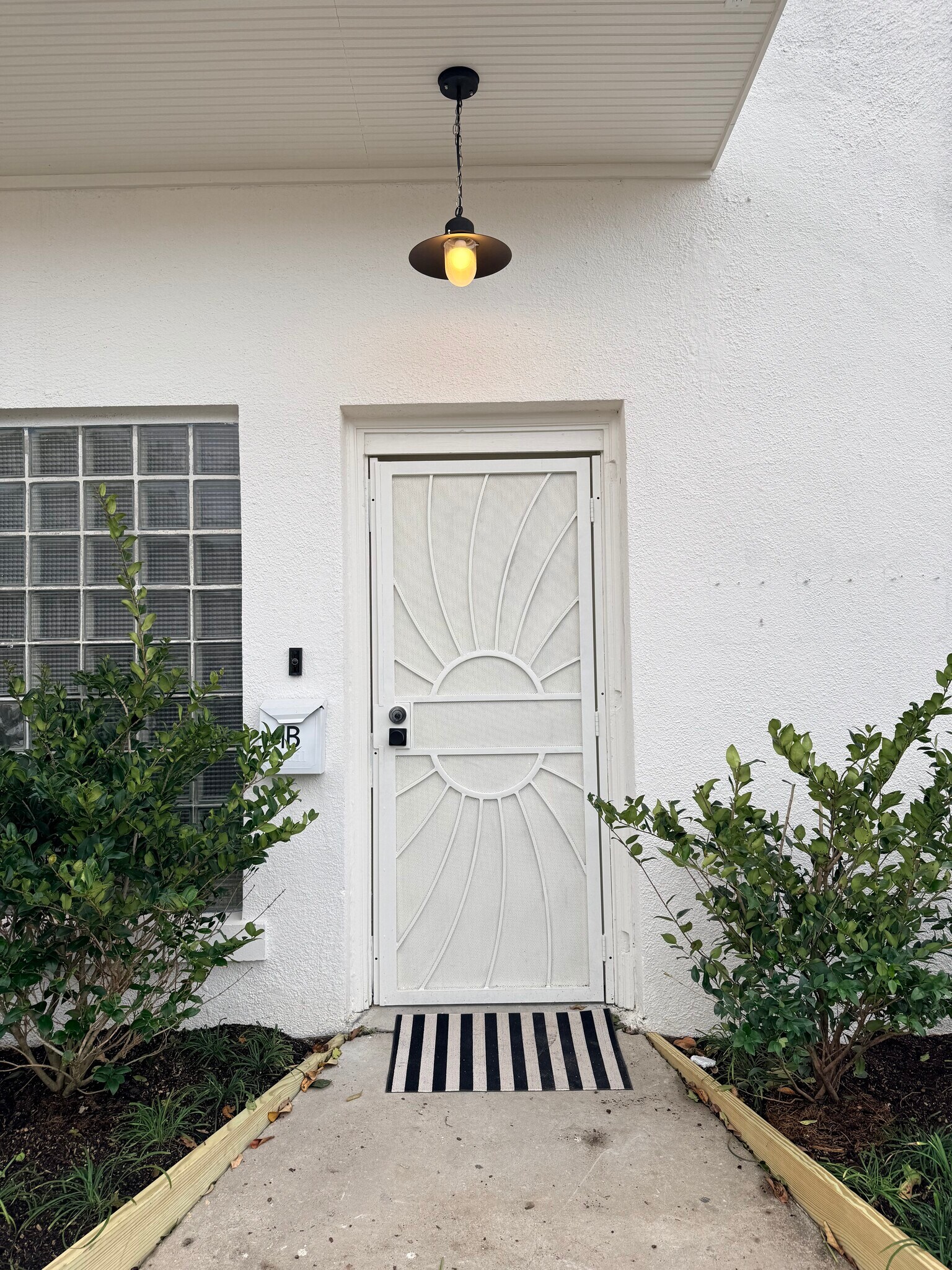 Front entrance - 3012 Castiglione St