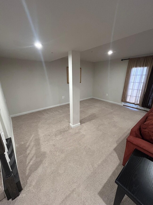 Building Photo - 7636 Chesham Ct
