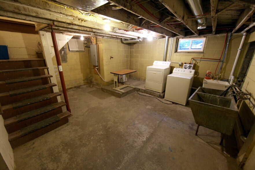 Basement - 1631 Dayton Ave