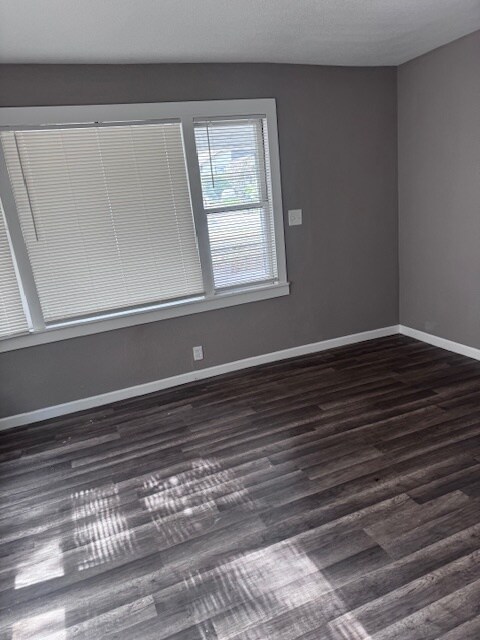 Building Photo - 2312 Ross Ave
