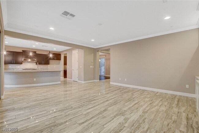 Building Photo - 12217 Nasino Ave