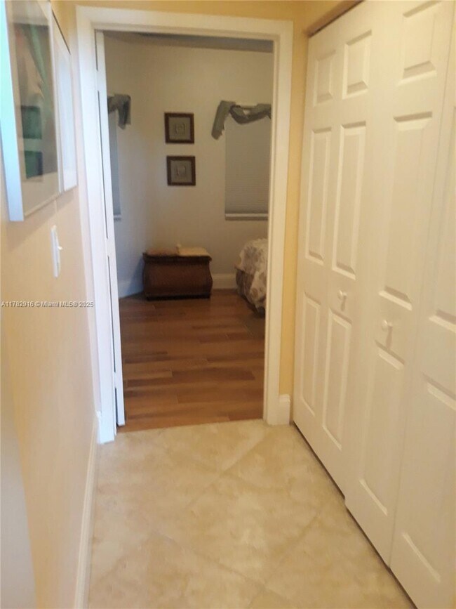 Building Photo - 3880 N Hwy A1A