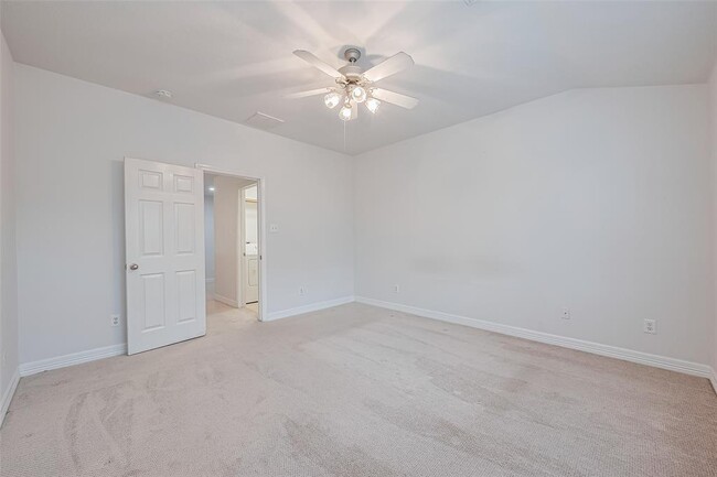 Building Photo - 119 Gallery Cove Ct