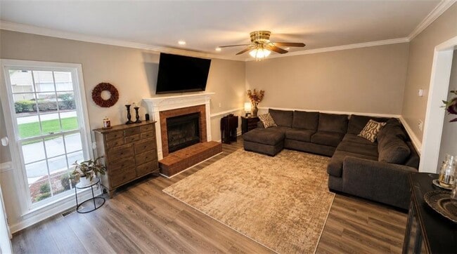 Building Photo - 6116 Braidwood Ln