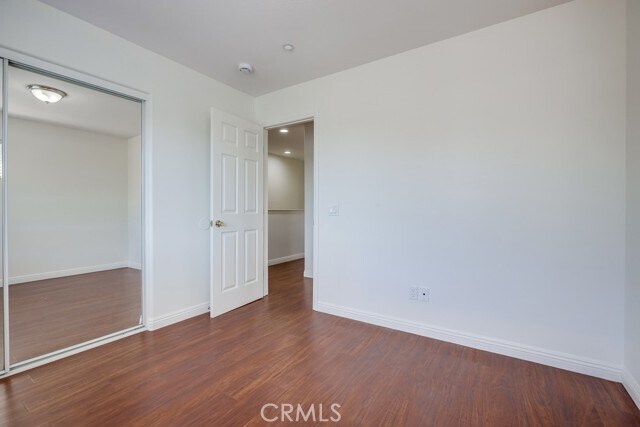 Building Photo - 321 N Riley Ct