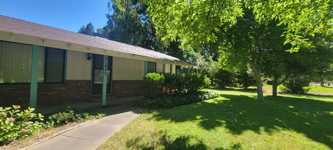 Building Photo - 21855 Belmont Dr