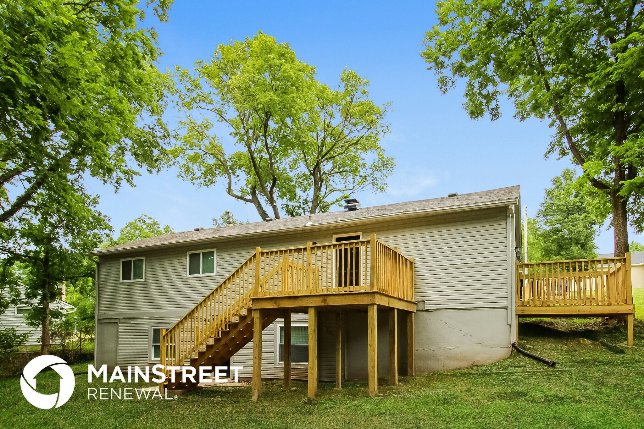 Building Photo - 6130 N Eugene Field Rd