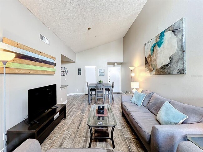 Building Photo - 3944 Atrium Dr