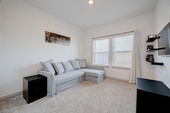 Building Photo - 6911 Amber Clf Ln