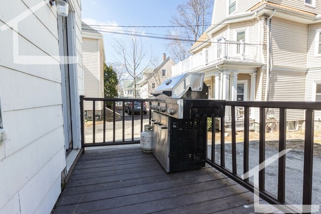 Building Photo - Amazing 5 bed 3 bath in Brighton.... Don't miss out!!