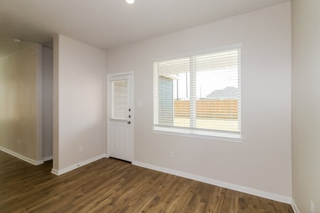 Building Photo - 7622 Tipton Meadow Way