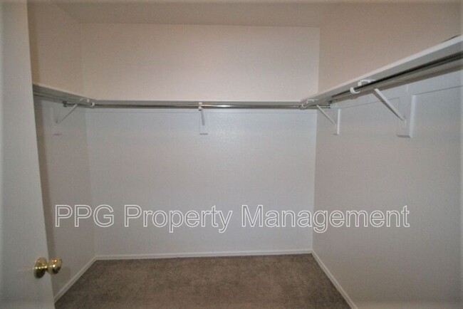 Building Photo - 13365 W Canyon Creek Dr