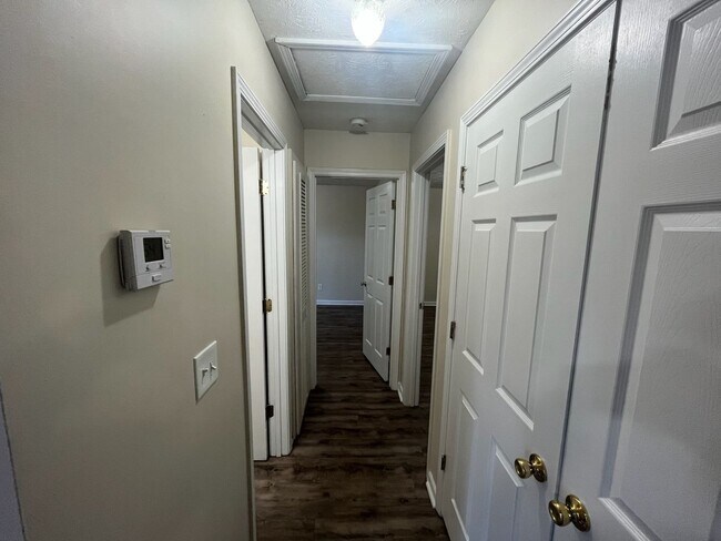 Building Photo - 36 Crosswinds Rd