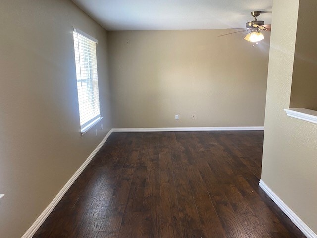 Building Photo - 5906 Drenner Park Ln