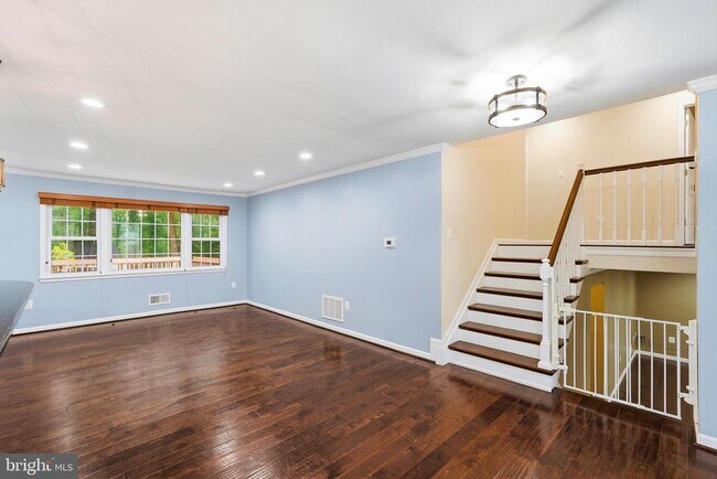 Building Photo - 12017 William and Mary Cir