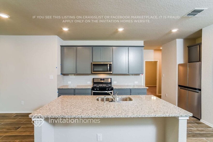 Building Photo - 10513 Bricewood Pk